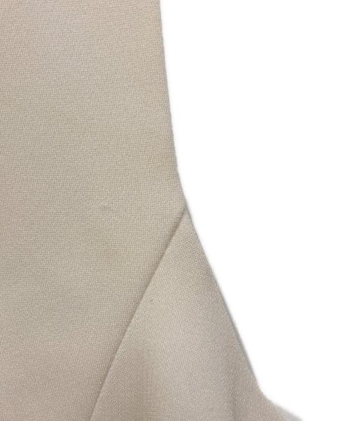 GRACE CLASS（グレースクラス）GRACE CLASS (グレースクラス) ラッフルイレギュラーヘムワンピース ホワイト×ブラック サイズ:SIZE 36の古着・服飾アイテム