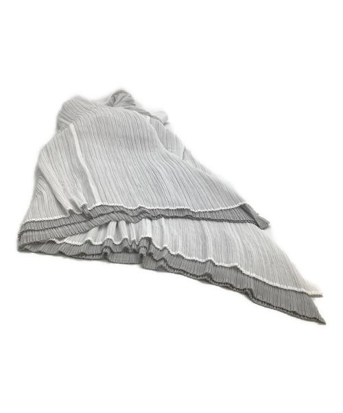 ISSEY MIYAKE（イッセイミヤケ）ISSEY MIYAKE (イッセイミヤケ) プリーツスカート ホワイト サイズ:Sの古着・服飾アイテム