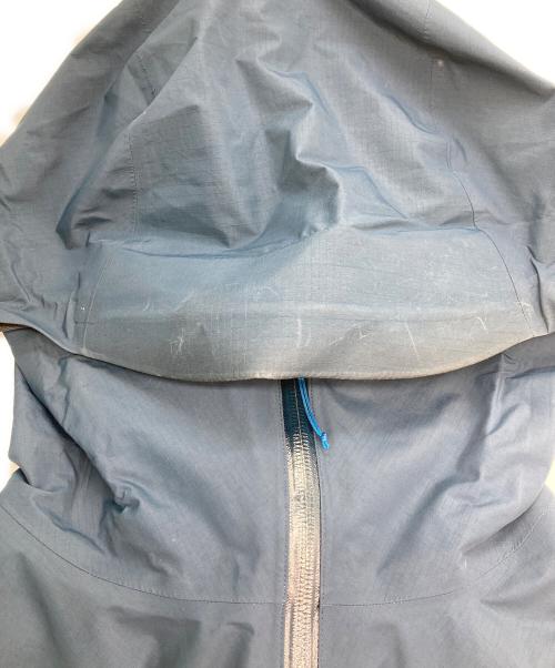 ARC'TERYX（アークテリクス）ARC'TERYX (アークテリクス) BETA SL JACKET ネイビー サイズ:Sの古着・服飾アイテム