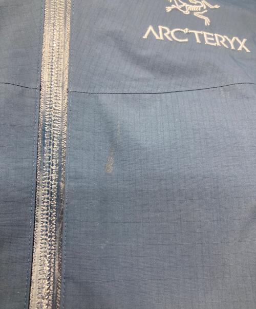 ARC'TERYX（アークテリクス）ARC'TERYX (アークテリクス) BETA SL JACKET ネイビー サイズ:Sの古着・服飾アイテム