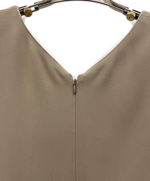 icB（アイシービー）icB (アイシービー) ライトダブルクロス ジャンパースカート ワンピース ベージュ サイズ:Mの古着・服飾アイテム