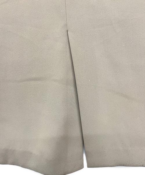 icB（アイシービー）icB (アイシービー) ライトダブルクロス ジャンパースカート ワンピース ベージュ サイズ:Mの古着・服飾アイテム