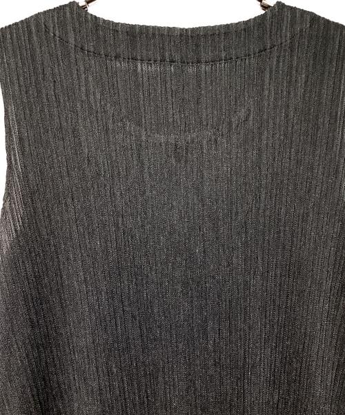 PLEATS PLEASE（プリーツプリーズ）PLEATS PLEASE (プリーツプリーズ) ダブルジッププリーツロングジレ グレー サイズ:3の古着・服飾アイテム