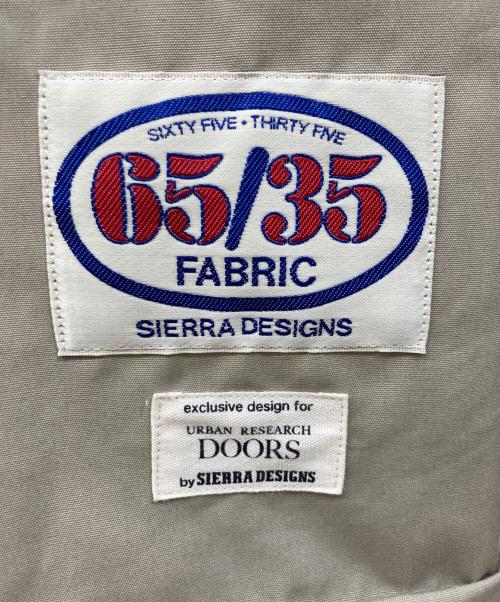 SIERRA DESIGNS（シエラデザインズ）SIERRA DESIGNS (シエラデザインズ) URBAN RESEARCH DOORS (アーバンリサーチドアーズ) マウンテンパーカー ベージュ サイズ:Mの古着・服飾アイテム