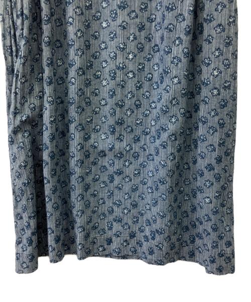 45R（フォーティファイブ・アール）45R (フォーティファイブ・アール) インディゴ染花柄ワンピース インディゴの古着・服飾アイテム