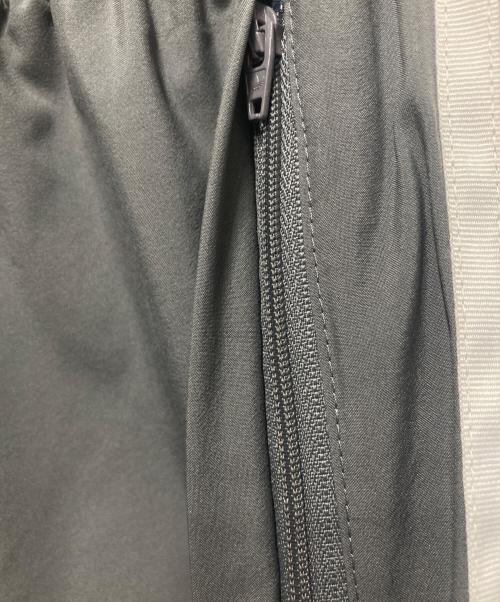 adidas（アディダス）adidas (アディダス) Adilenium オーバーサイズ トラックパンツ グレー サイズ:Mの古着・服飾アイテム