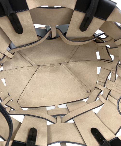 ZANCHETTI（ザンケッティー）ZANCHETTI (ザンケッティー) WOVEN MIDI SHOPPER ブラックの古着・服飾アイテム