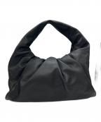 BOTTEGA VENETAボッテガベネタ）の古着「ザ ショルダーポーチ」｜ブラック