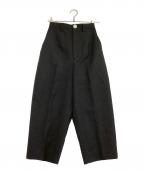 ENFOLDエンフォルド）の古着「クロップドテーパードトラウザーパンツ」｜ブラック
