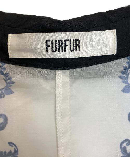 furfur（ファーファー）furfur (ファーファー) フローラルスカーフワンピース ホワイト サイズ:Ｆの古着・服飾アイテム