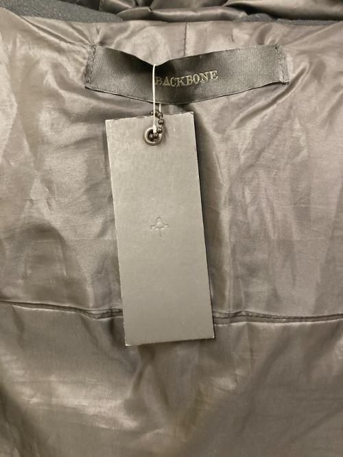 BACK BONE（バックボーン）BACK BONE (バックボーン) CAMOUFLAGE JACQUARD DOWN BLOUSON ブラック サイズ:SIZE Mの古着・服飾アイテム