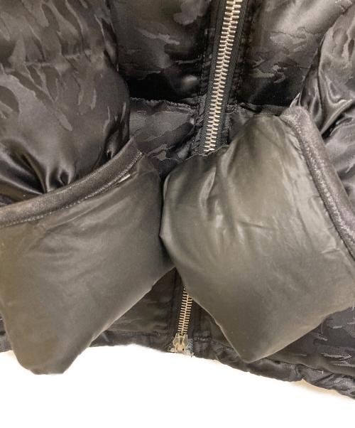 BACK BONE（バックボーン）BACK BONE (バックボーン) CAMOUFLAGE JACQUARD DOWN BLOUSON ブラック サイズ:SIZE Mの古着・服飾アイテム