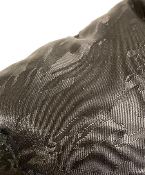 BACK BONE（バックボーン）BACK BONE (バックボーン) CAMOUFLAGE JACQUARD DOWN BLOUSON ブラック サイズ:SIZE Mの古着・服飾アイテム