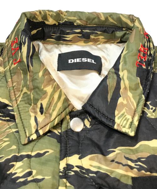 DIESEL（ディーゼル）DIESEL (ディーゼル) カモフラキルティングコーチジャケット グリーン サイズ:XSの古着・服飾アイテム
