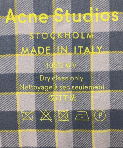 Acne studios（アクネ ストゥディオス）Acne studios (アクネ ストゥディオス) ロゴチェック大判ストール グレーの古着・服飾アイテム