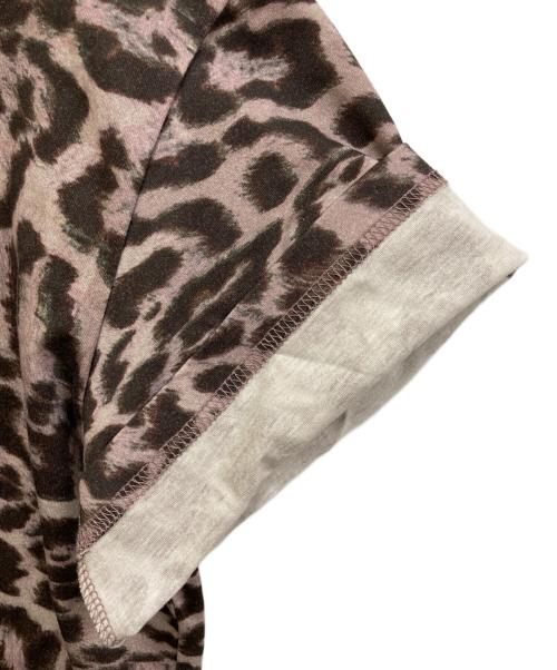 JOHN LAWRENCE SULLIVAN（ジョン ローレンス サリバン）JOHN LAWRENCE SULLIVAN (ジョン ローレンス サリバン) レオパードプリントTシャツ ピンク サイズ:Ｓの古着・服飾アイテム