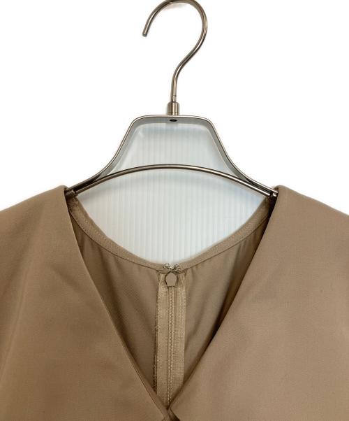 HER LIP TO（ハーリップトゥ）HER LIP TO (ハーリップトゥ) Vincennes Belted Big Collar Dress ベージュ サイズ:Ｓの古着・服飾アイテム