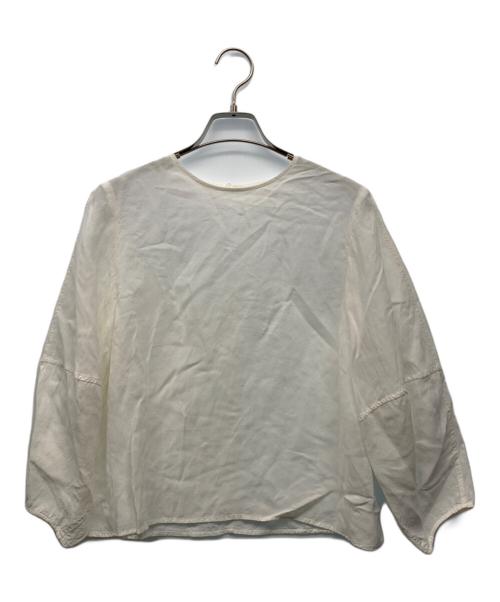 FRAMeWORK（フレームワーク）FRAMeWORK (フレームワーク) シアープルオーバーブラウス ホワイト サイズ:‐の古着・服飾アイテム