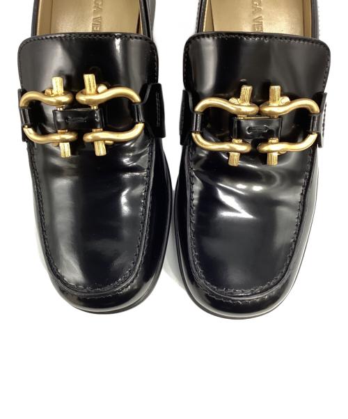 BOTTEGA VENETA（ボッテガベネタ）BOTTEGA VENETA (ボッテガベネタ) MONSIEUR SHINY LEATHER LOAFERS ブラック サイズ:36　1/2の古着・服飾アイテム