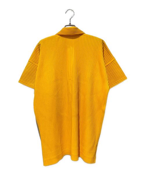 HOMME PLISSE ISSEY MIYAKE（オム プリッセ イッセイ ミヤケ）HOMME PLISSE ISSEY MIYAKE (オム プリッセ イッセイ ミヤケ) プリ―ツポロシャツ オレンジ サイズ:2の古着・服飾アイテム