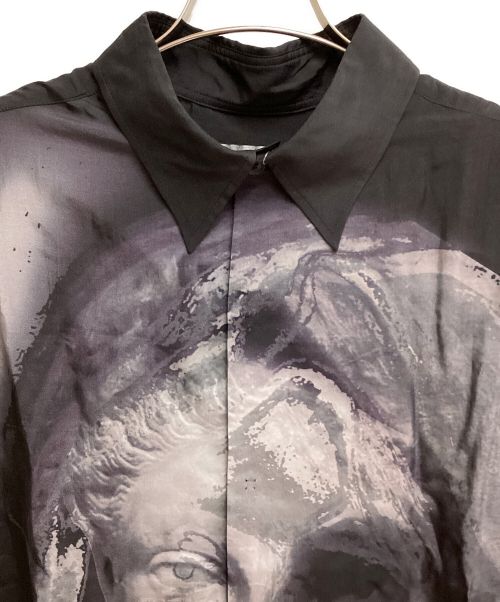 Yohji Yamamoto pour homme（ヨウジヤマモト プールオム）Yohji Yamamoto pour homme (ヨウジヤマモト プールオム) 23SS BODY SIDE BTN OPEN BLOUSE（ボディサイドボタンオープンブラスすオープンブラウス） ブラック サイズ:2の古着・服飾アイテム