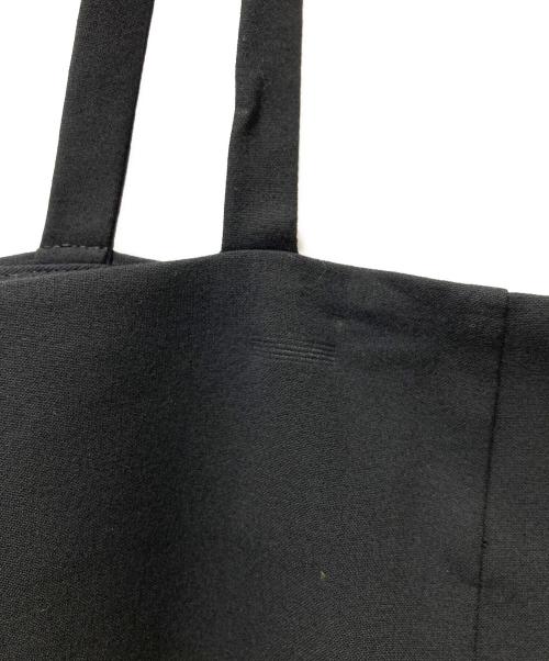 HUMAN WOMAN（ヒューマンウーマン）HUMAN WOMAN (ヒューマンウーマン) 吊り付きスカート ブラック サイズ:Mの古着・服飾アイテム