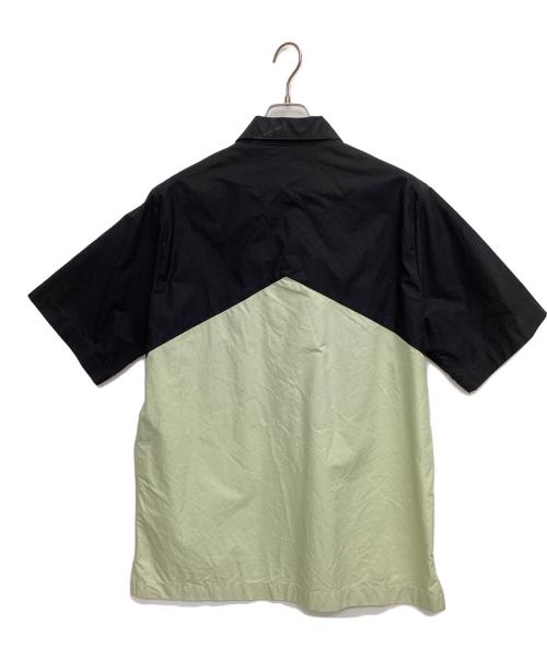 JIL SANDER（ジルサンダー）JIL SANDER (ジルサンダー) 2トーンハーフスリーブプルオーバーシャツ ブラック×ライトグリーン サイズ:48の古着・服飾アイテム