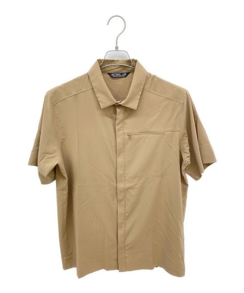 ARC'TERYX（アークテリクス）ARC'TERYX (アークテリクス) SKYLINE SS SHIRT ベージュ サイズ:Mの古着・服飾アイテム