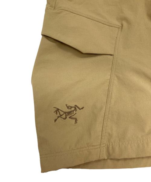 ARC'TERYX（アークテリクス）ARC'TERYX (アークテリクス) RAMPART SHORT 9 ベージュ サイズ:34の古着・服飾アイテム