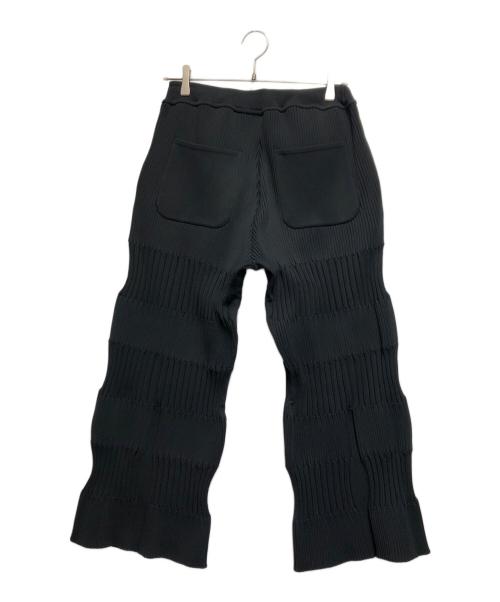 CFCL（シーエフシーエル）CFCL (シーエフシーエル) FLUTED STRAIGHT PANTS ブラック サイズ:1の古着・服飾アイテム