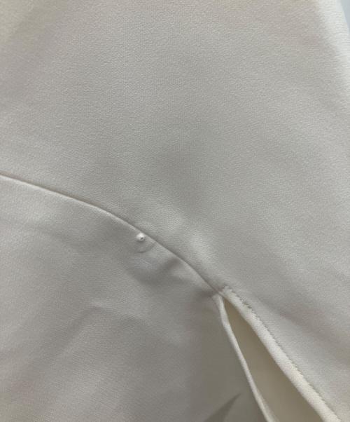 SOEJU（ソージュ）SOEJU (ソージュ) ライトクロスコクーンシルエットブラウス アイボリー サイズ:Mの古着・服飾アイテム