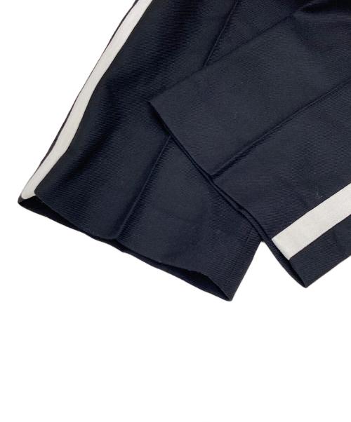 MONCLER（モンクレール）MONCLER (モンクレール) サイドラインスラックス D20911102800 5736 ブラック サイズ:48の古着・服飾アイテム