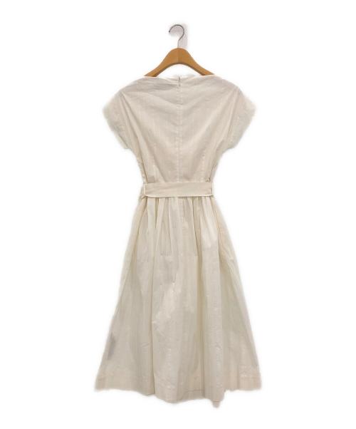 BLUMARINE（ブルマリン）BLUMARINE (ブルマリン) ノースリーブフレアワンピース ホワイト サイズ:42の古着・服飾アイテム