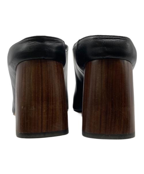 INSCRIRE（アンスクリア）INSCRIRE (アンスクリア) スクエアレザーミュールサンダル ブラック サイズ:36の古着・服飾アイテム