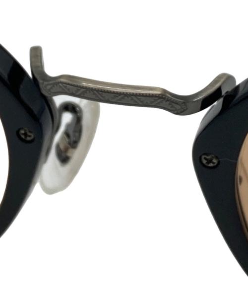 OLIVER PEOPLES（オリバーピープルズ）OLIVER PEOPLES (オリバーピープルズ) サングラス ブラックの古着・服飾アイテム