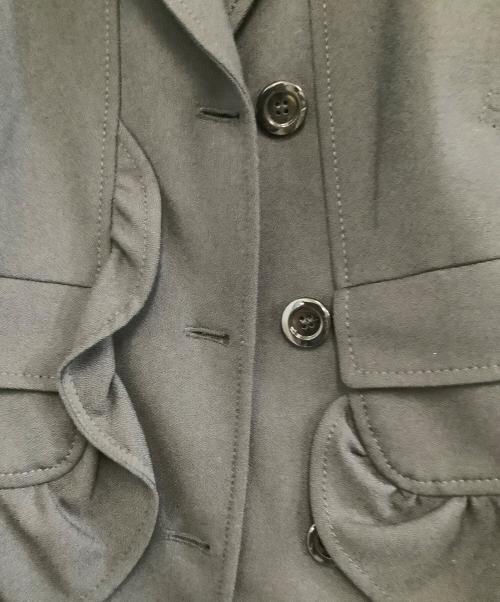 RED VALENTINO（レッドヴァレンティノ）RED VALENTINO (レッドヴァレンティノ) フリルジャケット ブラック サイズ:42の古着・服飾アイテム