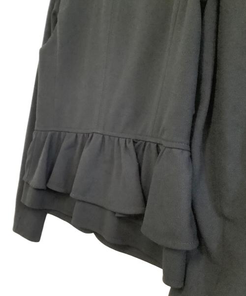 RED VALENTINO（レッドヴァレンティノ）RED VALENTINO (レッドヴァレンティノ) フリルジャケット ブラック サイズ:42の古着・服飾アイテム