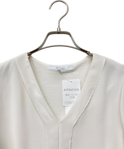 UNTITLED（アンタイトル）UNTITLED (アンタイトル) ケープ風シルエット デザインプルオーバー ベージュ サイズ:2の古着・服飾アイテム