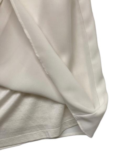 UNTITLED（アンタイトル）UNTITLED (アンタイトル) ケープ風シルエット デザインプルオーバー ベージュ サイズ:2の古着・服飾アイテム