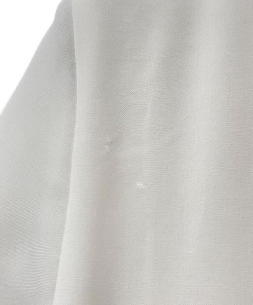 UNTITLED（アンタイトル）UNTITLED (アンタイトル) ケープ風シルエット デザインプルオーバー ベージュ サイズ:2の古着・服飾アイテム