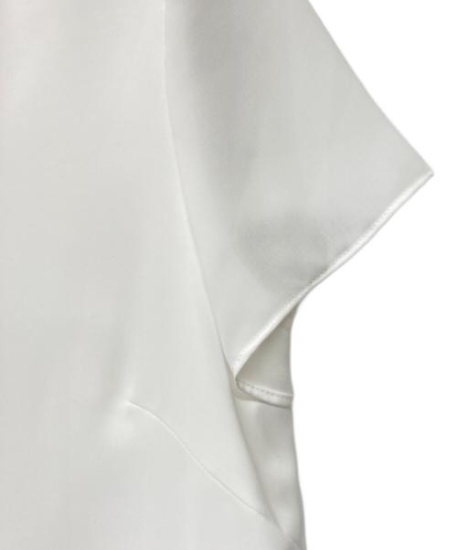 UNTITLED（アンタイトル）UNTITLED (アンタイトル) ケープ風シルエット デザインプルオーバー ホワイト サイズ:2の古着・服飾アイテム