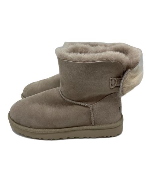 UGG（アグ）UGG (アグ) W FLUFF BOW MINI　ムートンブーツ グレー サイズ:25の古着・服飾アイテム