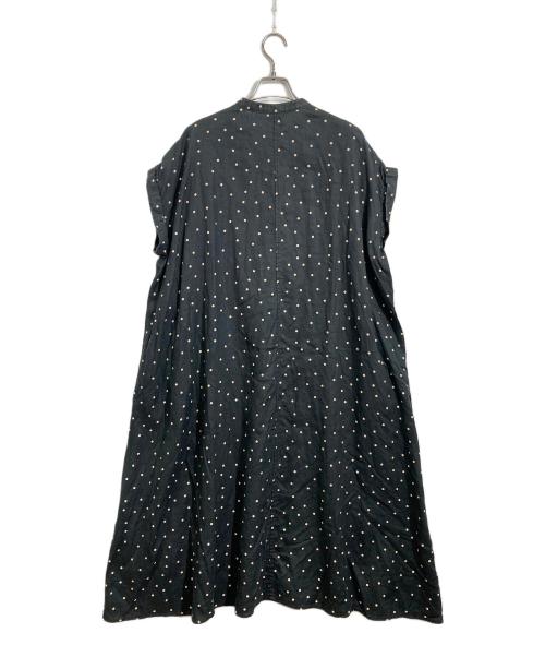 URBAN RESEARCH DOORS（アーバンリサーチドアーズ）URBAN RESEARCH DOORS (アーバンリサーチドアーズ) リネンドットフレアワンピース ブラック サイズ:Mの古着・服飾アイテム