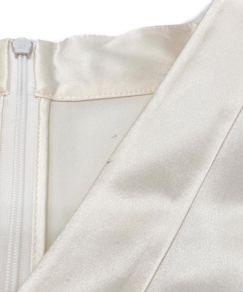 AKRIS（アクリス）AKRIS (アクリス) シルクノースリーブブラウス アイボリー サイズ:38の古着・服飾アイテム