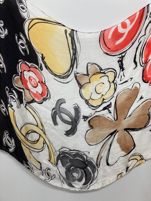 CHANEL（シャネル）CHANEL (シャネル) ココマークシルクスカーフ ブラック×ホワイトの古着・服飾アイテム