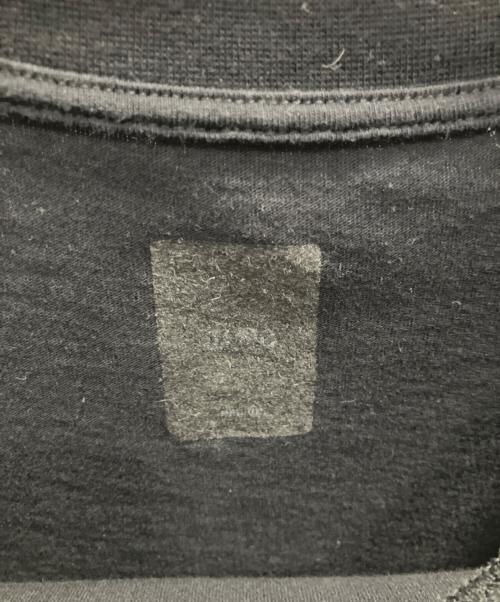 OAMC（オーエーエムシー）OAMC (オーエーエムシー) プリントTシャツ ブラック サイズ:Мの古着・服飾アイテム