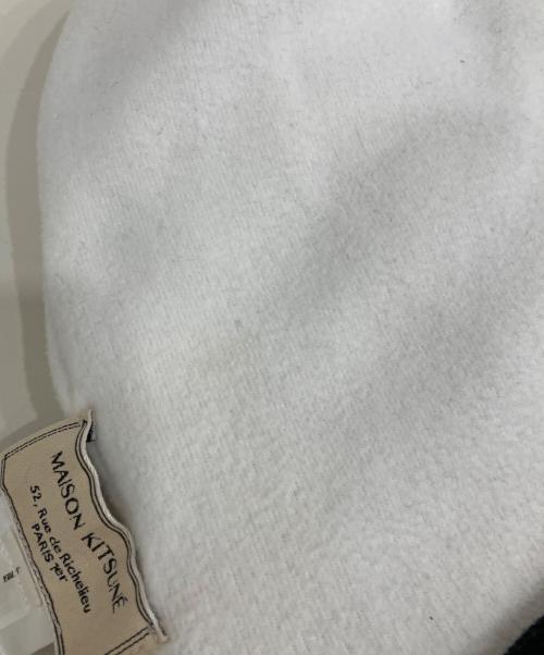 maison kitsune（メゾンキツネ）MAISON KITSUNE (メゾンキツネ) ロゴウールニットキャップ　KUU-1450-B ブラックの古着・服飾アイテム