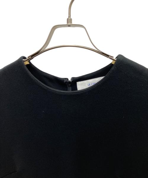 LE CIEL BLEU（ルシェルブルー）LE CIEL BLEU (ルシェルブルー) フレアワンピース ブラック サイズ:SIZE 40 未使用品の古着・服飾アイテム