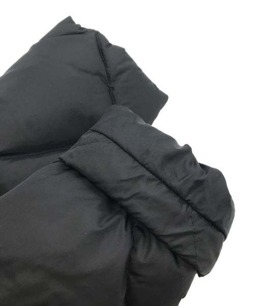 MONCLER（モンクレール）MONCLER (モンクレール) スタンドカラーフリルダウンジャケット ブラックの古着・服飾アイテム