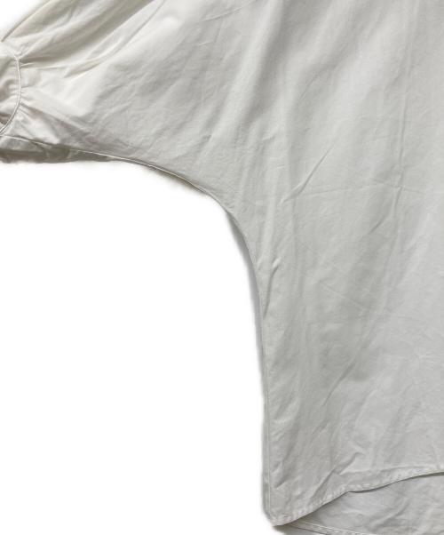 ADORE（アドーア）ADORE (アドーア) クリスピークロスギャザースリーブブラウス ホワイト サイズ:38の古着・服飾アイテム